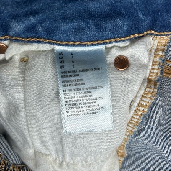 American Eagle high waisted distressed denim mini skirt women's size small 4 - Picture 5 of 5